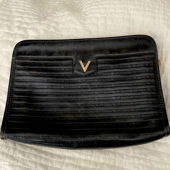 SOLD ‼️Vintage Valentino Clutch - Picture 2 of 14